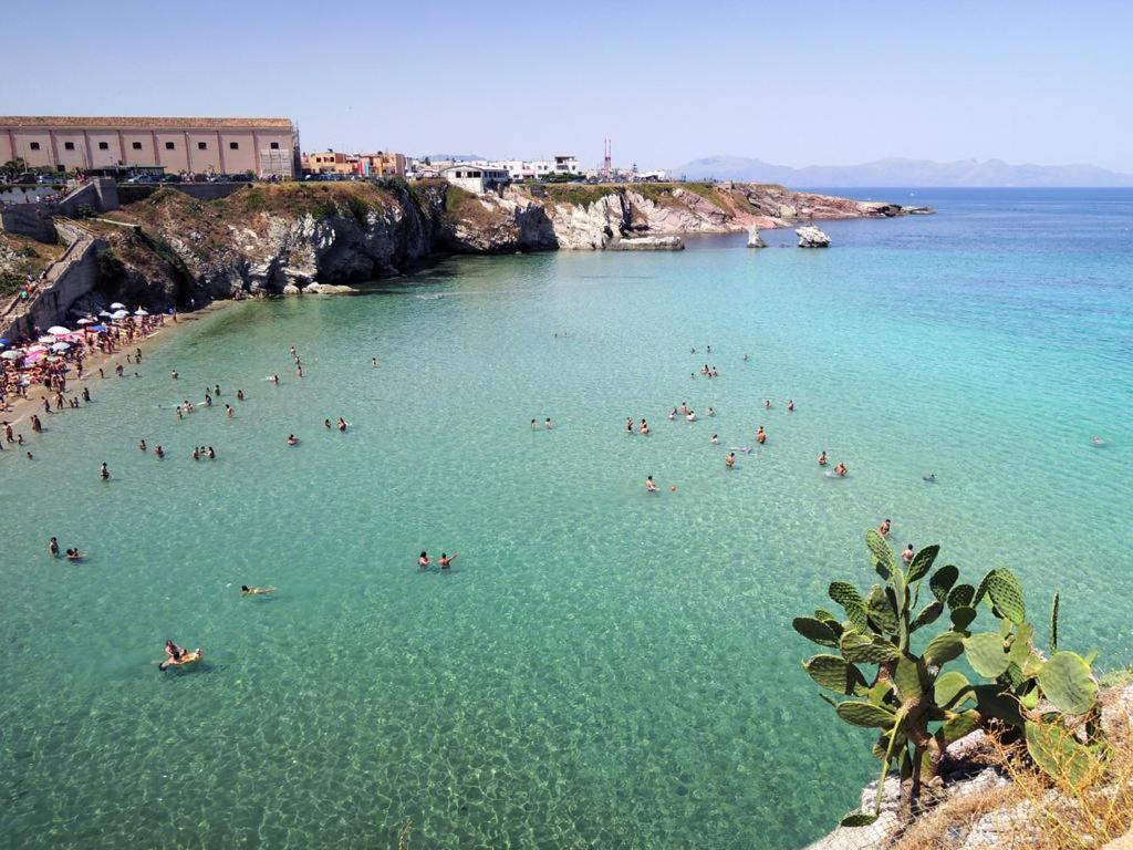 Appartamento Le Onde Terrasini Exterior foto
